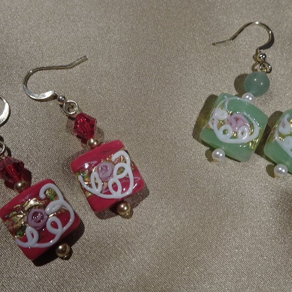 Handcrafted Murano earrings made from vela squares with external lampwork icing - Picture 3 of 9